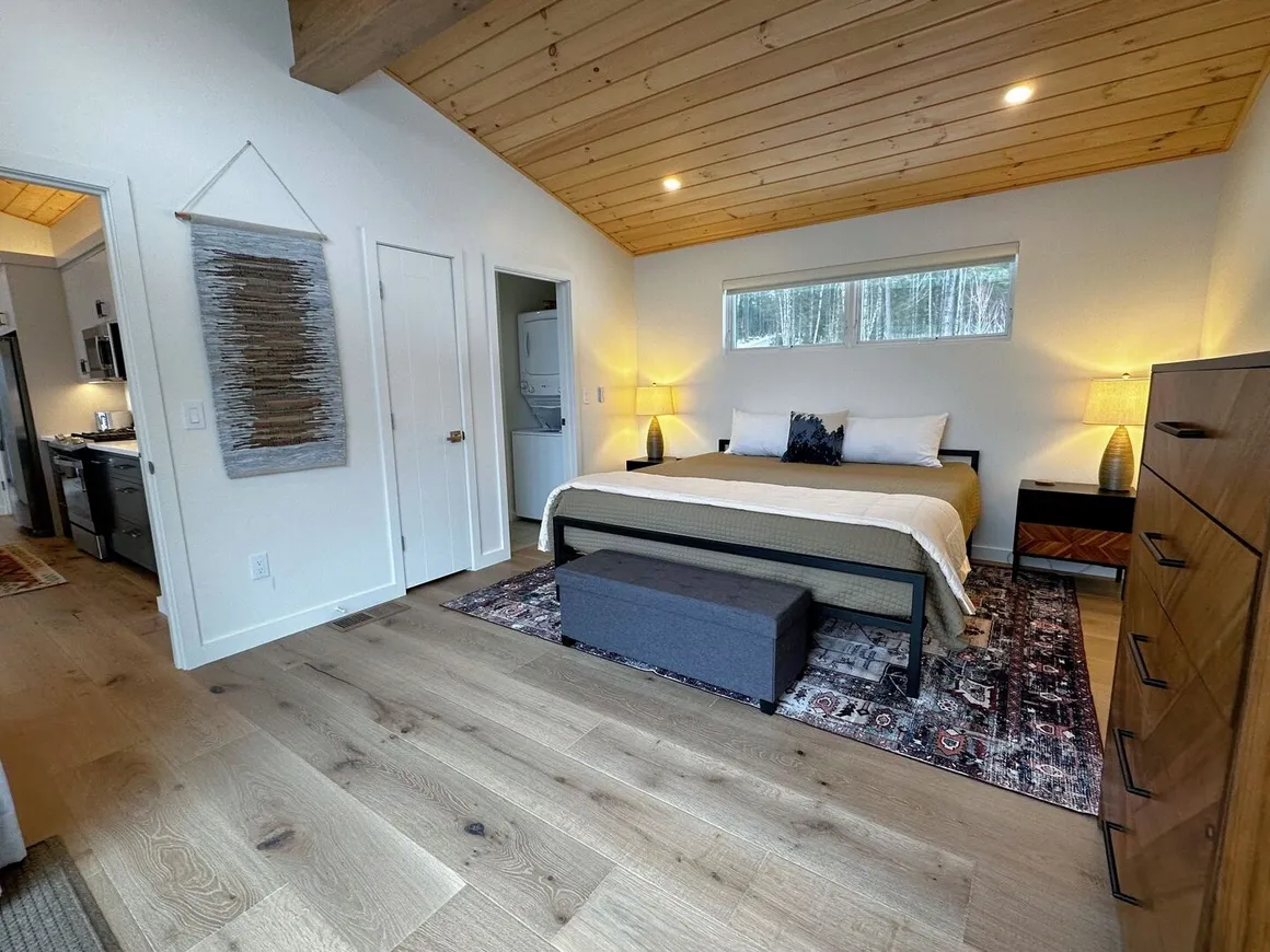 Birch House photo 21